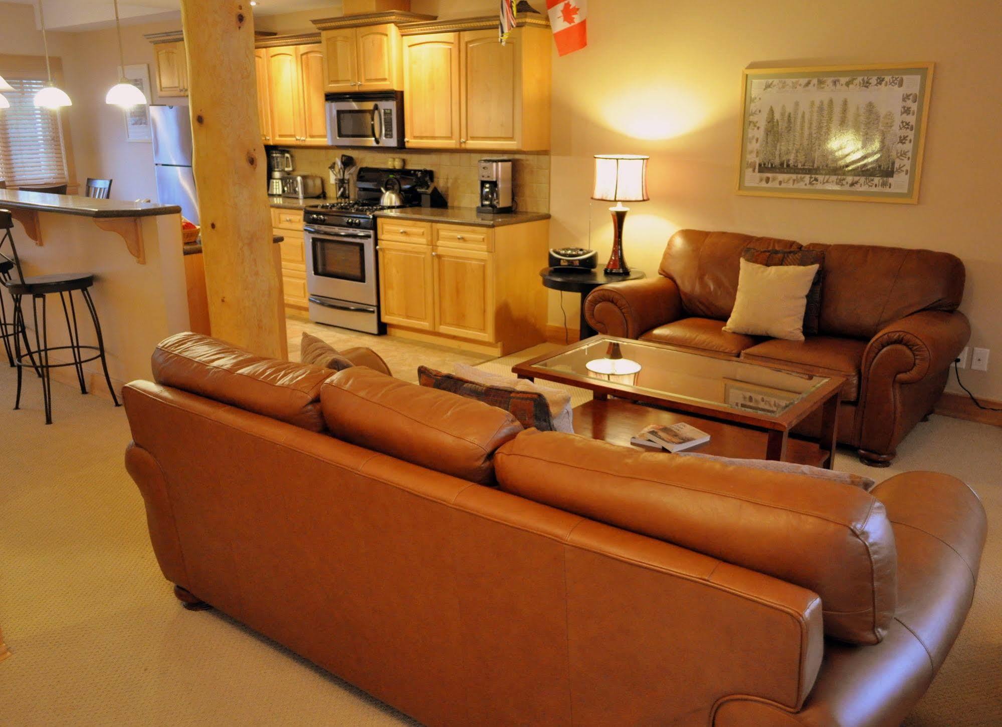 Red Mountain Village Condos روسلاند المظهر الخارجي الصورة